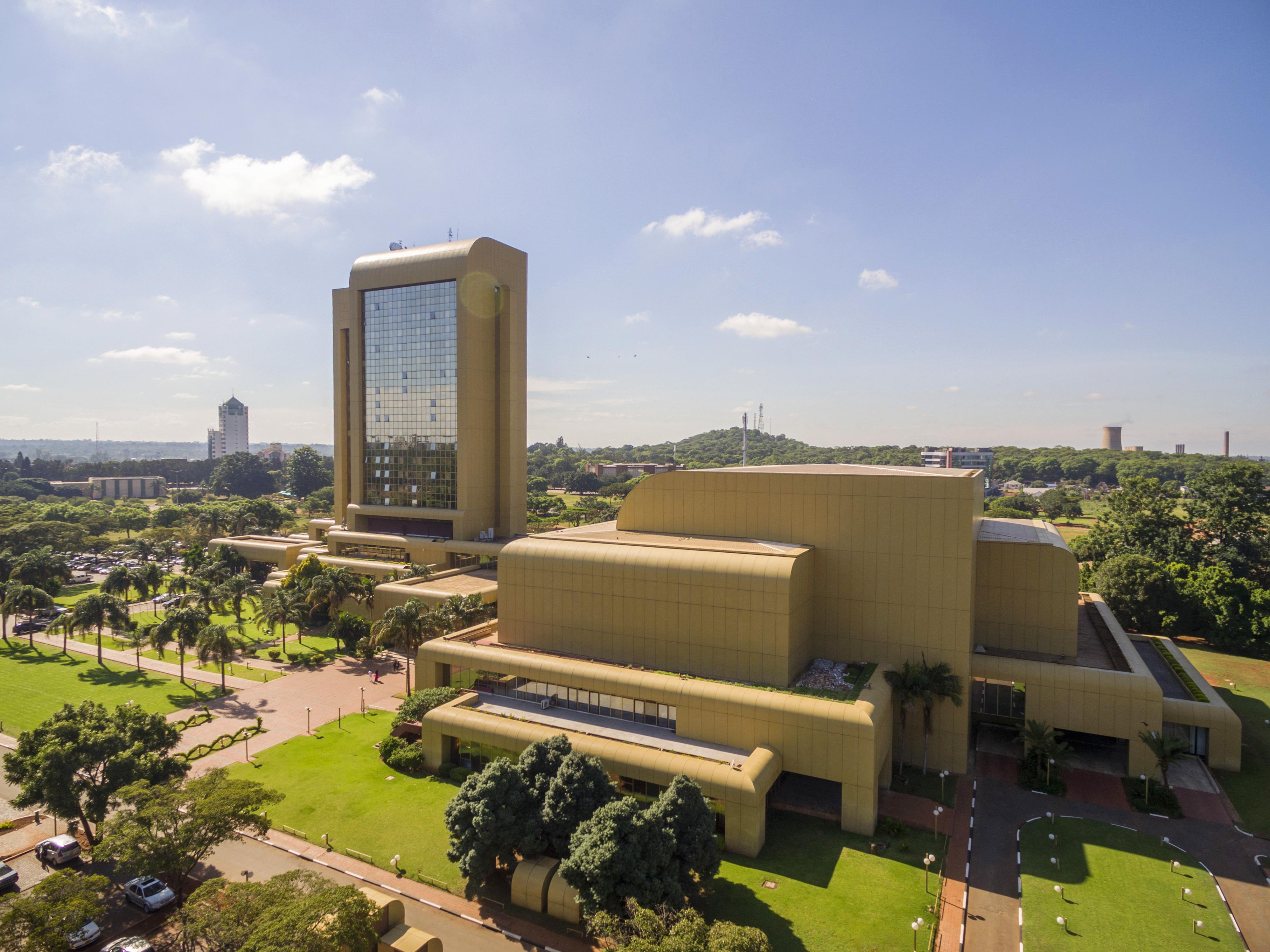Rainbow Towers Hotel & Conference Centre Harare Buitenkant foto