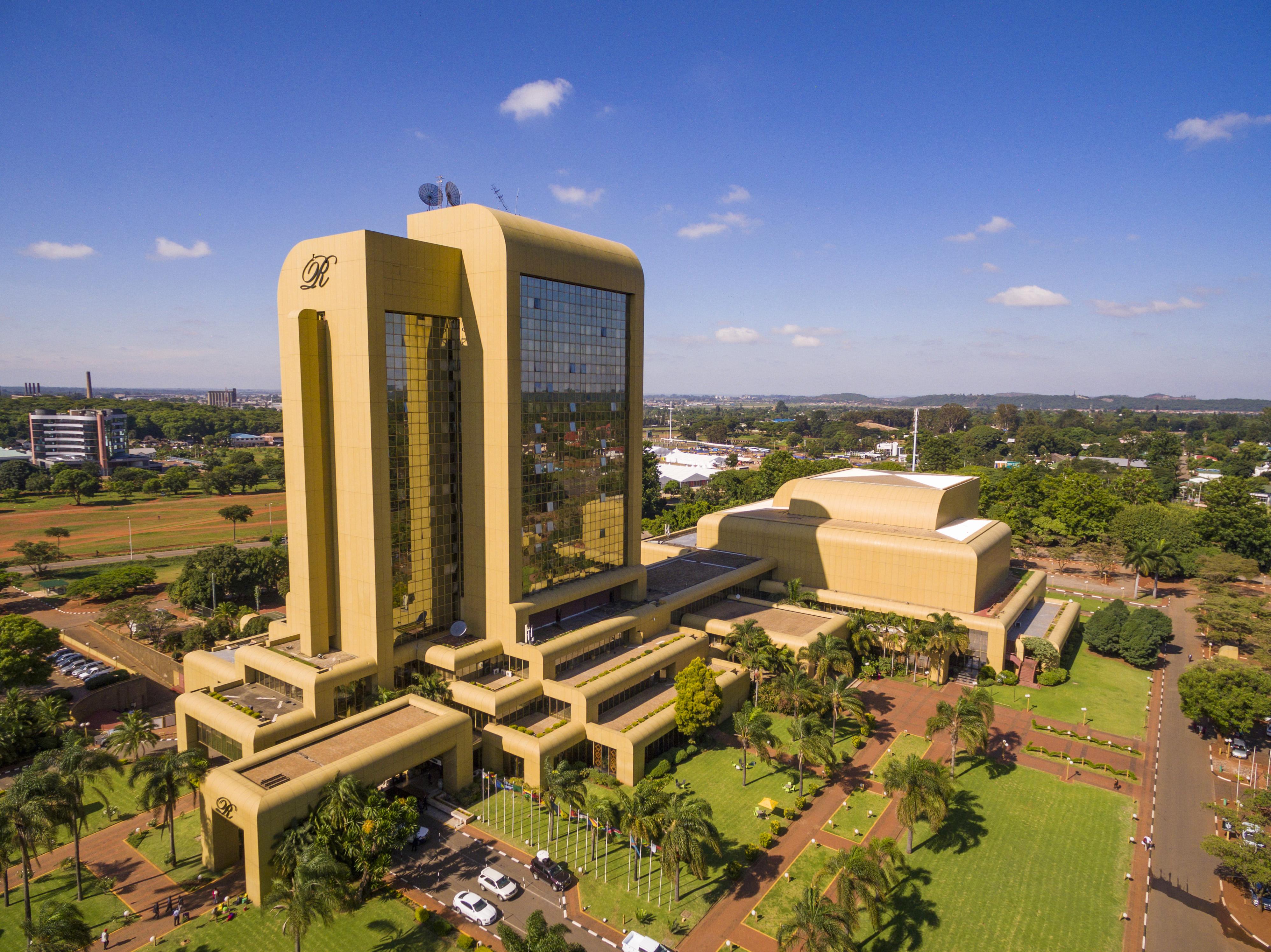 Rainbow Towers Hotel & Conference Centre Harare Buitenkant foto